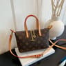 Vintage Printed Shoulder Bag For Women With Adjustable Crossbody Strap 0