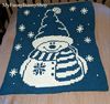 loop-yarn-finger-knitted-snowman-blanket