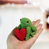 Frog-and-heart-crochet-pattern-pdf-DIY-valentines-gifts-I-love-you-crochet-tutorial-Amigurumi-animals-06.jpg