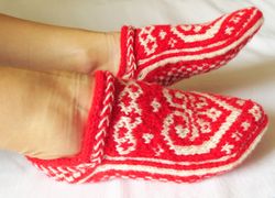 Hand Knitted Wool Slippers with Heart Norwegian Home Shoes Women's seamless Scandinavian slippers Christmas gift for Her
