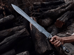A Viking Battle-Ready Damascus Steel Sword -  Hand-Forged Damascus Steel Viking Sword - BladeMaster