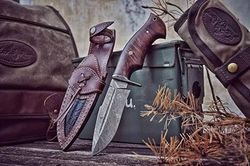 Handcrafted Damascus Knives - Unique Hunting, Fixed Blade, Gut Hook, and Ka-Bar Options for Men - Exquisite Gifts,