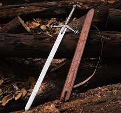 Handmade Claymore Sword with Engraved Highland Flair in J2 Steel - BladeMaster
