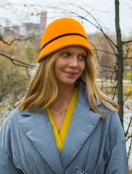 orange cloche hat, 1920s style hat, winter hat, felt hat, cloche hat, vintage