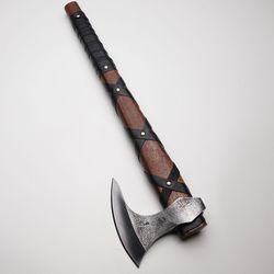 THE LOTHBROK CONQUERER OF LANDS custom hANDMADE DAMASCUS WITH LEATHER SHEATH