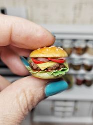 Fast food for dolls - Burger - Realistic burger - burger for dollhouse - miniature - dollhouse miniature - mini food