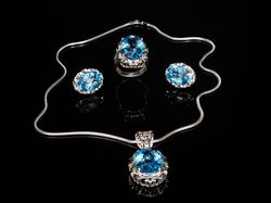 Sterling Silver Set Ring Earrings Pendant With Swiss Topaz Stones