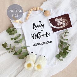 Personalised digital pregnancy announcement gender neutral for social media