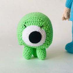 One-eyed alien. Friends of Pocoyo. 8cm/3.2in