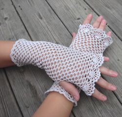 Wedding lace fingerless gloves
