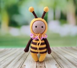 bee crochet,bee toy,plush bee,soft bee,gift for kid,bee doll,toy for baby