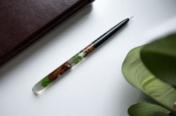 Fancy magic reusable epoxy ball pen. Cute real moss luxury gift pen.