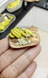 Realistic 1 12 scale bananas, Mini fruit, dollhouse, miniature, restaurant games, miniature, dollhouse miniature