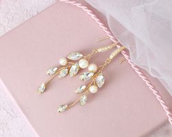 Gold wedding earrings or Silver / Vine earrings pearl and crystal / Bridal earrings / Dangle earrings for bride / Pearl