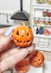 Miniature lantern, pumpkins for dolls, house decor, Halloween pumpkin, gift ideas, pumpkins for dollhouse, miniature