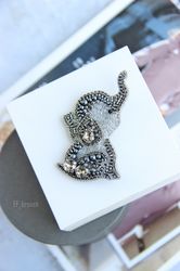 Elephant Brooch Costume Jewelry Beaded Elephant Brooch for Good Luck Gift Brooch