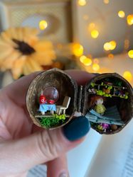Diorama.Tiny fairy garden house. Walnut shell diorama with tiny doll. Dollhouse miniatures.