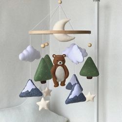 Forest baby mobile, Woodland baby mobile, Baby mobile bear, Mobile mountain forest, Nature nursery, Forest Nursery Decor