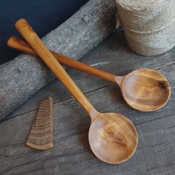 Set of 2 handmade wooden spoons from birch wood for cooking