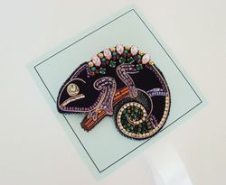 Brooch Chameleon, embroidered brooch, handmade jewelry, custom pin, gift for mother