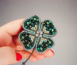 Brooch Clover, Floral brooch, green pin, beaded accessories, beaded brooch, embroidered brooch, handmade gift brooch