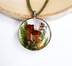 Real mushroom necklace Circle resin jewelry with Mushroom pendant necklace Natural  jewelry
