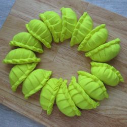 Gyoza  Felt dumplings  -Set of 15 - Felt Food Dim Sum toys  - Kitchen Pretend Play