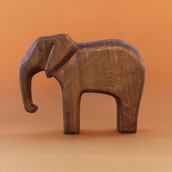 Wooden elephant toy - Elephant figurine - Wooden animals - African animals - Gift for kids