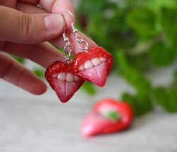 Strawberry earrings, Berry earrings