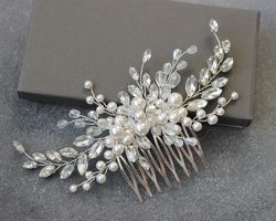 Bridal Hair Comb Pearl and Crystal and Earrings Set / Wedding Hair Piece / Crystal Pearl Hair Accessory Bridal h29