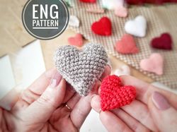 Amigurumi Heart Crochet pattern. Keychain Amigurumi heart 2 size. DIY gift Valentine's day or gift