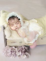 Newborn Girl Polka Dot Photography Prop Ruffle Hem Flared Lace Dress Hat Photography Set 4Pcs