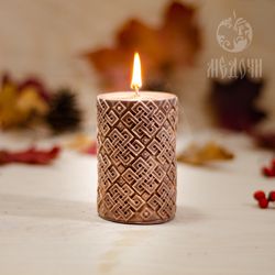 Cylinder with Celtic pattern, silicone mold for candles