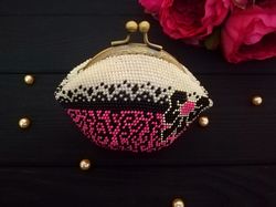 Pink Beaded Wallet , Ladies' Wallet , Cute Purse with a bow for coins
