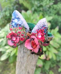 Bracelet with embroidered Maki butterfly, butterfly wings can be bent.