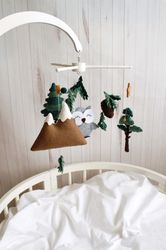 Owl in the forest felt baby crib mobile, Woodland nursery decor, Cot baby mobile, Wild forest animals baby mobile
