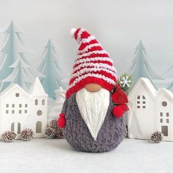 Christmas gnome with Northem cardinal, Holiday decor, Scandinavia gnome, Christmas decoration