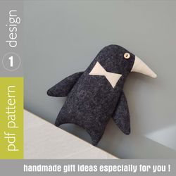 felt penguin sewing pattern PDF digital tutorial in English, felt doll sewing diy