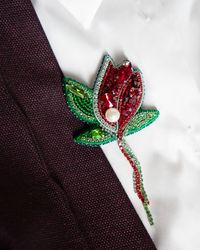 Red rose beaded embroidered brooch for women