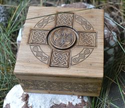 Jewelry box Celtic with a hidden lock. Wood jewelry storage