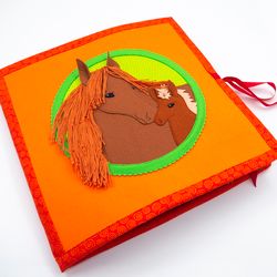 Quiet book Farm and Animals - Felt play set - Travel educational toy - Montessori material - Custom gift kids birthday