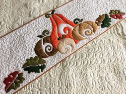Quilted Thanksgiving table runner, Pumpkins bed topper, Fall leaves white quilt, Long table topper, Fall bed runner