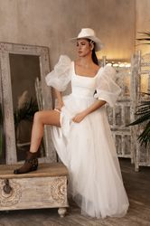 Bohemian bridal gown dotted tulle princess wedding dress winter church wedding