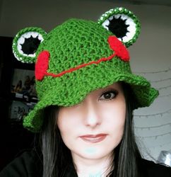 frog hat | crochet bucket hat | Froggy