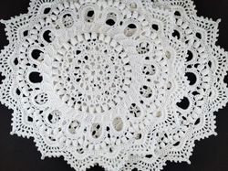 Set of 2 white crochet doilies retro style for the warmth kitchen or wedding