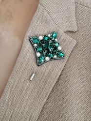 Green order crystal beaded brooch needle