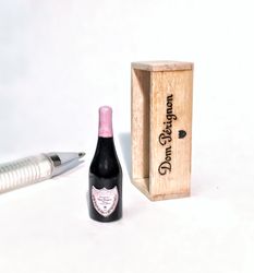 dollhouse miniature 1/12 champagne ! champagne bottle in a wooden box