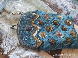 Velvet handbag clasp "Laura's Dream" embroidery