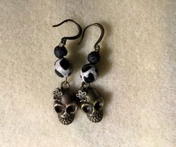 Skull lava earrings
