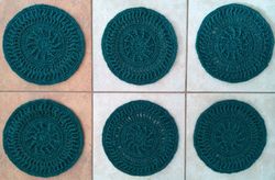 Set of 6 green color crocheted jute place mats retro style for the warmth kitchen or BBQ